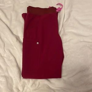 Figs woman’s Kade cargo scrub pants- dark magenta, size medium